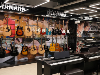 Порівняння музичних інструментів від Yamaha, Fender, Roland, Casio - що вибрати?