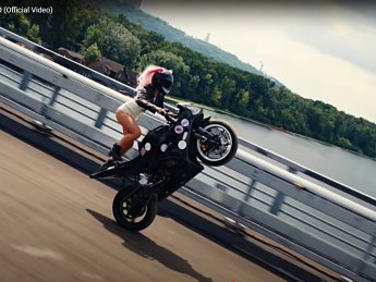 Клип для испанской певицы Rosaliа сняла в Киеве украинская Family production: видео собрало 5 млн просмотров на YouTube за два дня