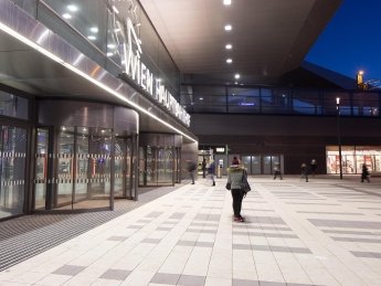 Австрийские железные дороги оперативно вернули беспересадочный вагон Чоп - Вена