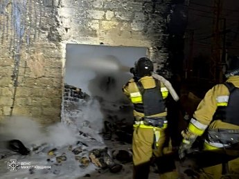 РФ атакувала Україну дронами: на Херсонщині влучення в об'єкт критичної інфраструктури, частково знеструмлено Одесу