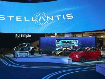 Автоконцерн Stellantis зупинив свій завод у РФ