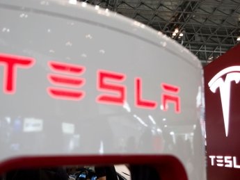 Tesla построит в Шанхае завод по производству аккумуляторов