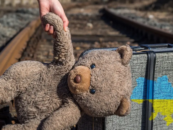 Посланець Папи Римського працює над механізмом повернення викрадених дітей до України