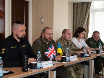 Украина и Великобритания подписали новое соглашение о сотрудничестве в сфере оборонных материалов
