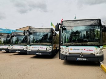 автобусы для Бучанского общества