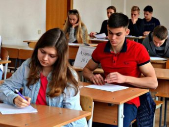 Вступна кампанія-2023: які іспити будуть обов'язковими для випускників
