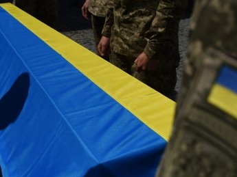 В Україну повернули тіла 99  полеглих захисників