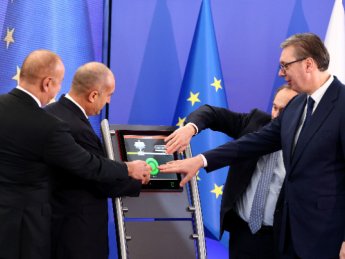 Три президента открывают газопровод. Фото: bnr.bg