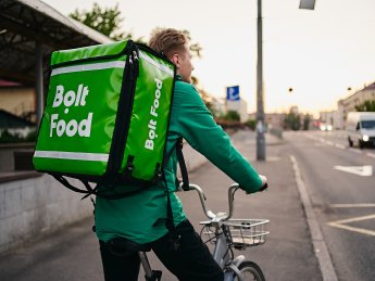 Сервіс доставки їжі Bolt Food з’явився у Житомирі та Хмельницькому