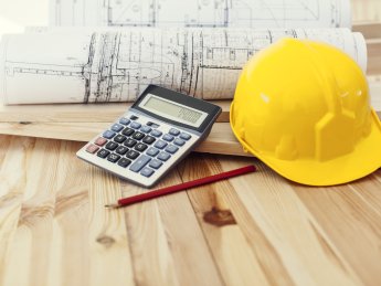 каска калькулятор чертежи карандаши проект