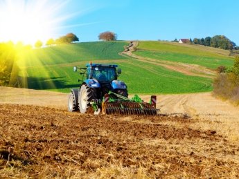 земля трактор земельная реформа