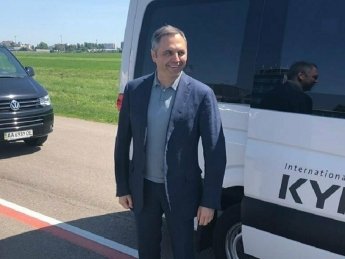 На экс-главу АП Портнова подали заявление в ГБР за финансирование Зеленского