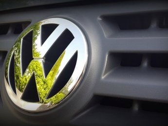 Volkswagen скасовує десятирічні гарантії збереження робочих місць
