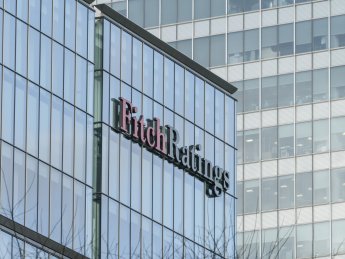 Fitch знизив рейтинг України до переддефолтного