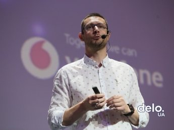 Директор по продажам и обслуживанию "Vodafone Украина" Евгений Булах. Фото: Delo.ua
