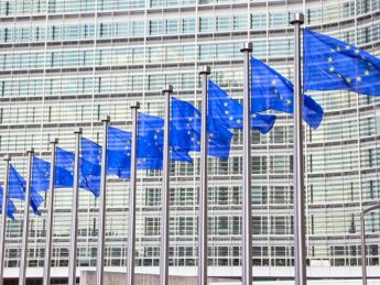 Совет ЕС окончательно одобрил 50 млрд евро помощи Украине