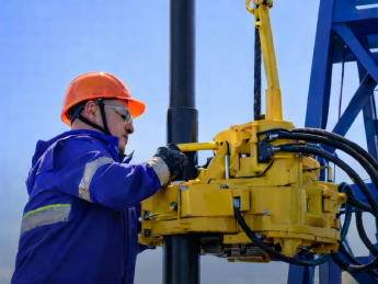 скважина, разработка, работник укрнафты