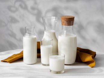 молоко, склянка молока, бутилка молока