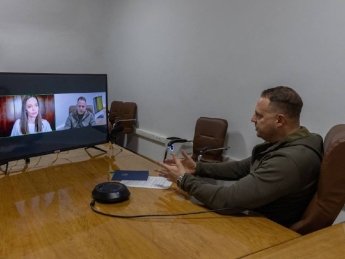 Андрій Єрмак, Анджеліна Джолі, Офіс президента, розмова Джолі, Єрмак Джолі