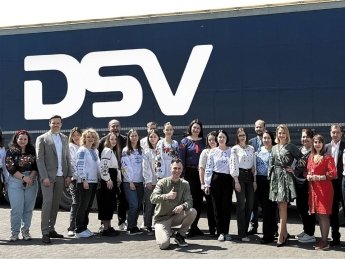 50 років DSV