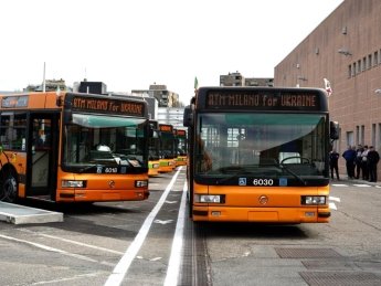 Милан передал Днепру почти 40 автобусов
