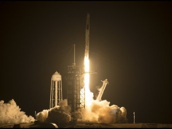 Запуск ракеты-носителя c Crew Dragon-2. Фото: NASA