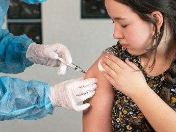 Pfizer, вакцинация, бустерная доза