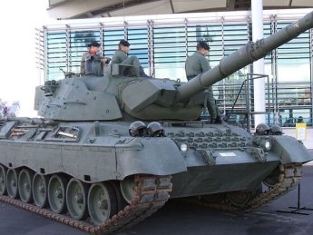 Испания может поставить Украине танки Leopard и ЗРК