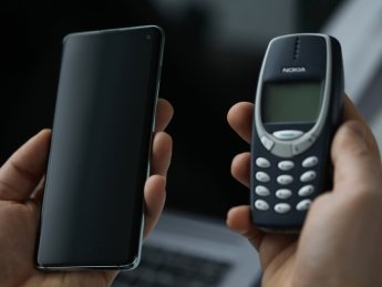 Почти треть украинцев до сих пор пользуются кнопочными телефонами