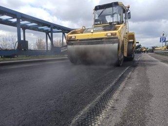 ремонт дороги, спецтехніка
