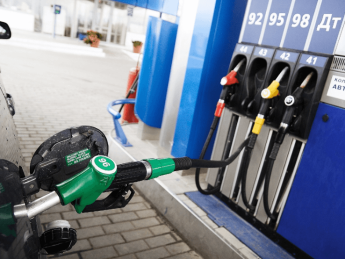 Топливо дорожает в опте из-за роста мировых цен на нефть