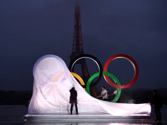 Президент МОК раскритиковал решение правительств ряда стран потребовать отстранения россиян от Олимпиады