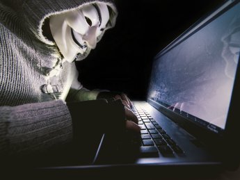 Хакеры Anonymous взломали правительственные сайты Беларуси