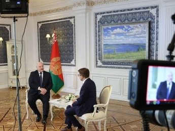 Лукашенко заявил, что "Украина и Россия должны договориться, чтобы избежать "бездны ядерной войны"