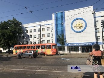 Госаудиторы заявили о риске закрытия Одесской киностудии из-за убытков: что говорят на самом предприятии