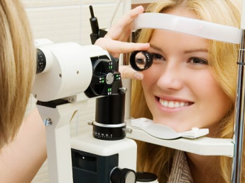 Де пройти діагностику зору дорослому