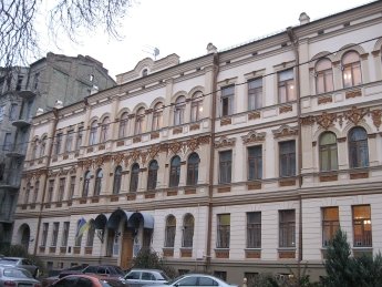 Мінкульт неправомірно отримав з "ковідного" фонду 743 мільйони гривень: майже все пішло не за призначенням - аудит