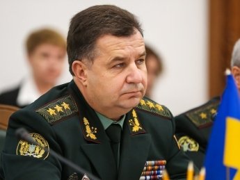 Министр обороны Полторак уволился с воинской службы