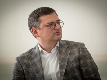 Кулеба высмеял заявление Пескова о "демилитаризации" Украины