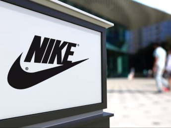 Компанія Nike звільнила генерального директора: яка причина