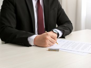 Кандидатів в держслужбовці на деокупованих територіях більше не опитуватимуть про мотивацію та ерудицію