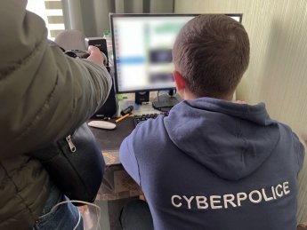Жителя Хмельницкой области поймали на создании вируса, воровавшего данные пользователей (ФОТО)
