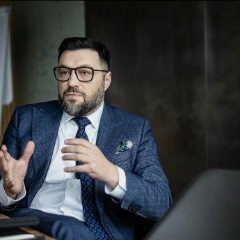 Yasno, Сергей Коваленко