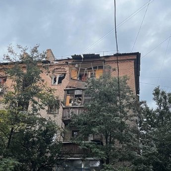 Окупанти вдарили по центрах Краматорська та Слов'янська: є руйнування та поранені (ФОТО, ВІДЕО)