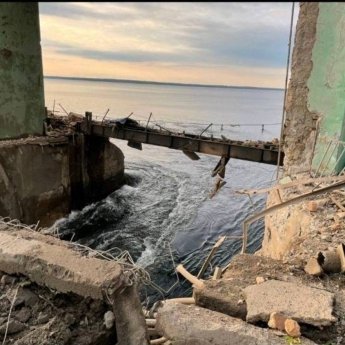 Війська РФ вдарили ракетами по Кривому Рогу: вражено дамбу водосховища, Інгулець вийшов з берегів