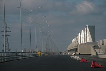 Фото 2 — Дамба, строившаяся 32 года, спасла Эрмитаж от "Святого Иуды"