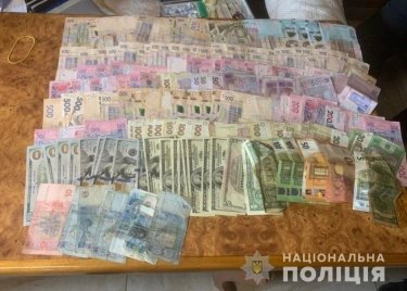 Фото 3 — Полиция задержала группу наркоторговцев на Закарпатье