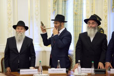 Фото 47 — Зеленський зустрівся з єврейським духовенством напередодні Рош га-Шана (ФОТО, ВІДЕО)