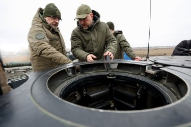 Фото 4 — Зеленский подтвердил, что Украина уже получила первые танки Leopard (ФОТО)