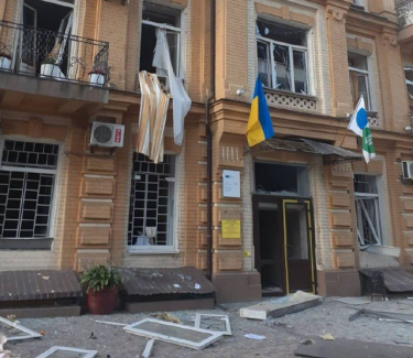 Фото 2 — В Киеве возобновил работу центр ДПС, поврежденный российской атакой (ФОТО)